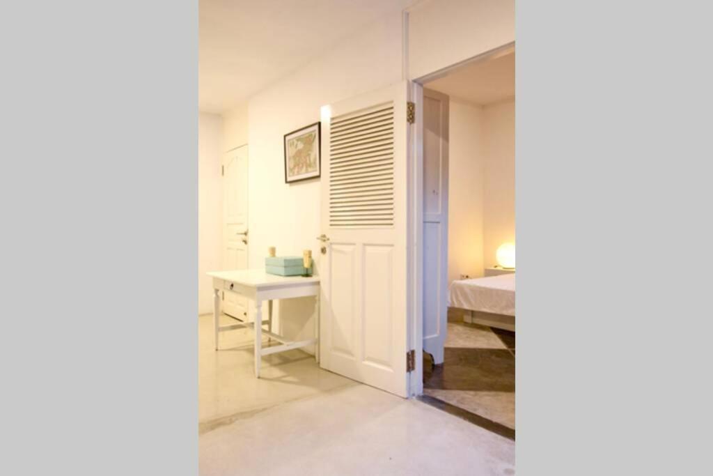 Villa Lola Seminyak Buitenkant foto