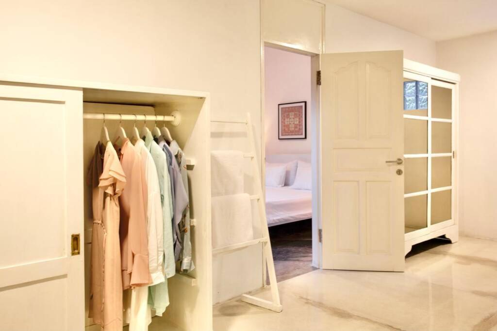 Villa Lola Seminyak Buitenkant foto